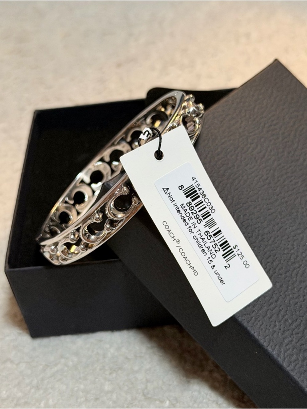 NEW COACH NEW YORK SIGNATURE C HINGED BANGLE BRACELET SILVER 7,5” - Picture 3 of 4